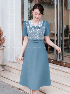 Đầm Xanh Cổ Cách Điệu Phối Ren