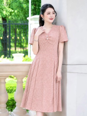 Đầm Hồng Đan Sợi Xếp Ly 