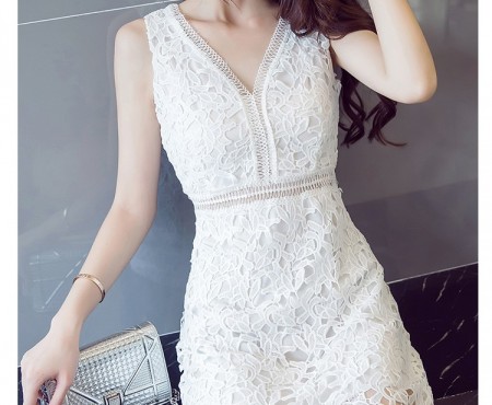 Đẹp hút hồn với những chiếc đầm ren màu trắng quý phái  Thời trang  Việt  Giải Trí