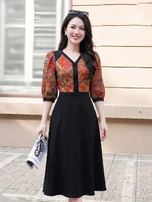 Đầm Liền Tay Lỡ Hoa Loang Viền