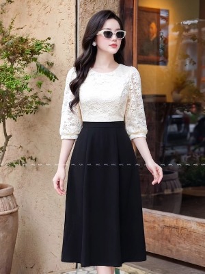 Đầm Ren Tay Lỡ Windy