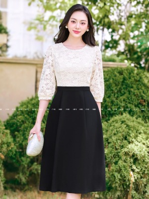 Đầm Ren Tay Lỡ Windy