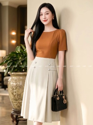 Đầm Liền Xếp Ly Cam Be