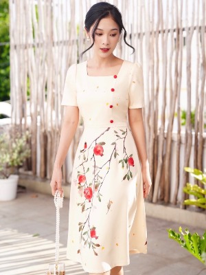 Đầm Hoạ Tiết Lựu Pona