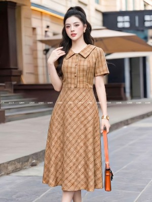 Đầm Dáng A Rã Eo Caro Nâu 