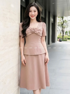Đầm Peplum Hồng Kết Hoa Ngực