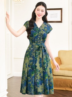 Đầm Xoè Lụa Hoa Vân Gỗ