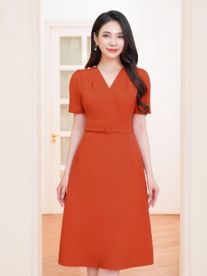 Top 12 shop bán váy đầm công sở đẹp nhất ở TPHCM - sakurafashion.vn