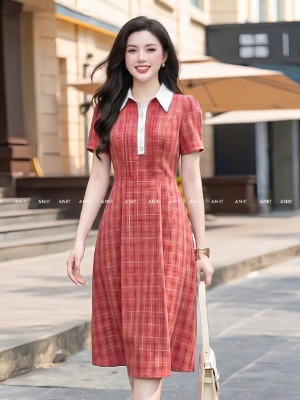 Đầm Caro Đỏ Ánh Hồng