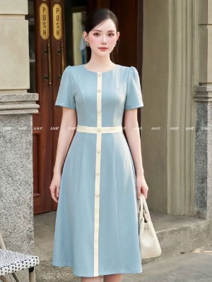 Đầm Xanh Pastel Viền Trắng