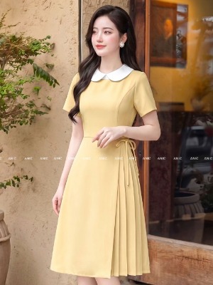 Đầm Vàng Xếp Ly Nơ Eo
