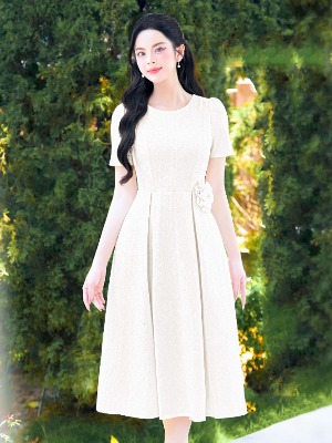 Đầm Gấm Vân Trắng Sữa 2 Lớp