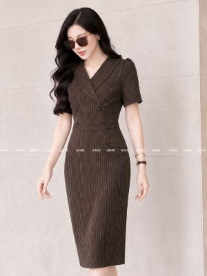 Đầm Vest Sọc Nâu Xẻ Túi