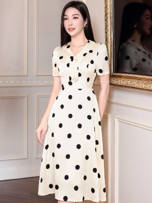 Đầm Chấm Bi Lụa LyLy