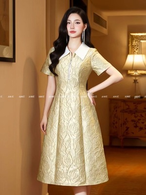 Đầm Tafta Hoa Trà Vàng Gold