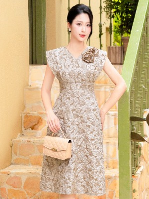 Đầm Tafta Kết Hoa Thủ Công Ela