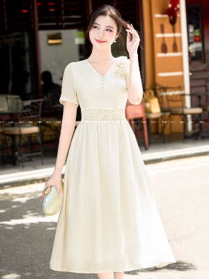 Đầm Xòe Kem Lina 2 Lớp