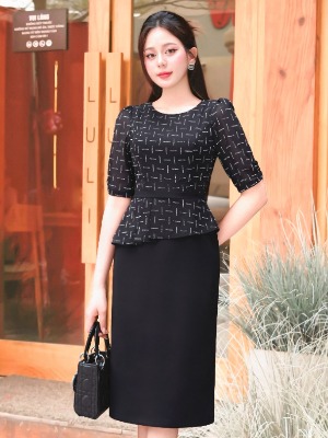 Đầm Đen Peplum Chiffon Đá