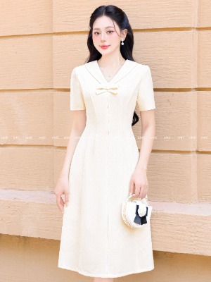 Đầm Suông Easy Cổ V Đính Nơ