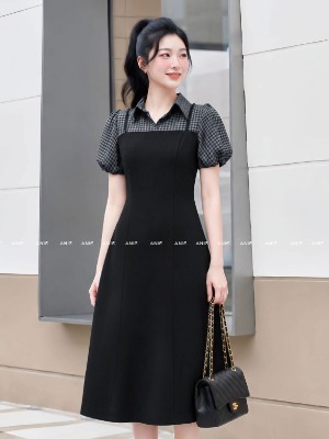 Đầm Liền Đen Caro Tay Bồng 