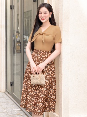 Đầm Liền Hoa Nâu Cổ Nơ