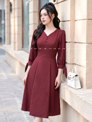 Đầm Xoè Đỏ Mận Tay Lỡ 