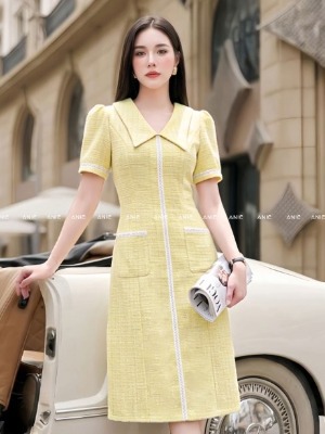 Đầm Đan Sợi Vàng Phối Túi