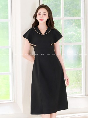 Đầm Đen Dáng Dài Tay Cánh Tiên